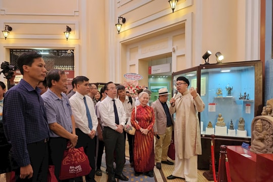 Đến Bảo tàng Lịch sử TP.HCM chiêm ngưỡng “kỳ quan” cổ vật