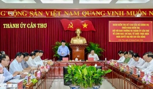 Đoàn kiểm tra của Bộ Chính trị làm việc với Thành ủy Cần Thơ