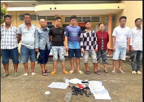 Đá gà ảo, ăn thua bằng tiền thật