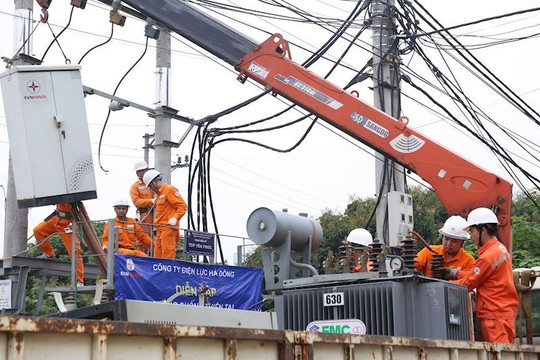 Điện lực Hà Nội đảm bảo cung cấp điện an toàn, liên tục trong Lễ Quốc khánh