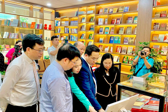 TP.HCM có thêm không gian cà phê sách cộng đồng