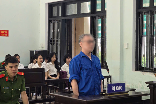 Đưa thông tin gian dối, chiếm đoạt hơn 2,5 tỷ đồng