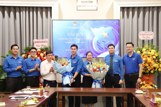 Chi đoàn Vụ Tổ chức- Cán bộ tổ chức thành công Đại hội nhiệm kỳ 2024 - 2027