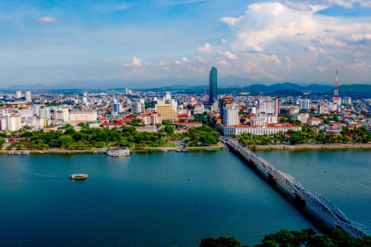 Từng bước hoàn thiện thành phố xanh - du lịch xanh để bảo tồn di sản