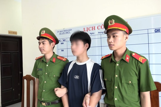 Dùng gậy đánh người gây thương tích