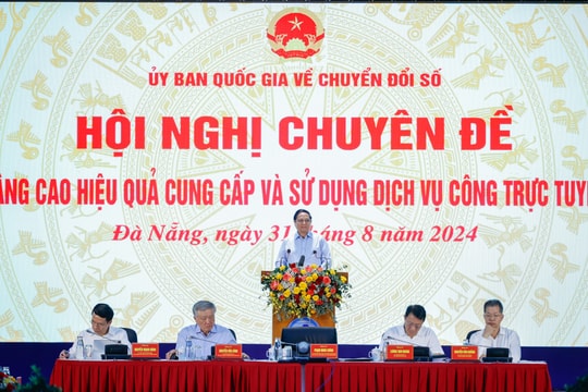 Thủ tướng chủ trì Hội nghị toàn quốc về dịch vụ công trực tuyến