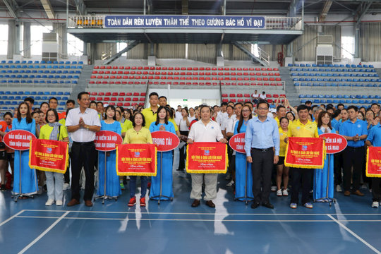 Khai mạc hội thao và giao lưu văn nghệ Cụm thi đua số X BHXH năm 2024