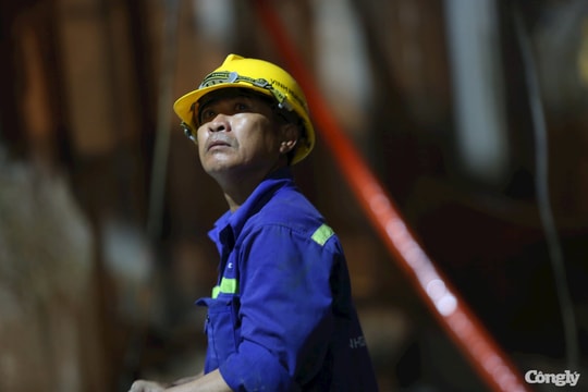 Công nhân "xuyên đêm, xuyên lễ" trên đại công trường nút giao An Phú