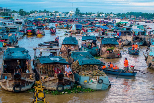 8 điểm đến thu hút du khách nhất Việt Nam