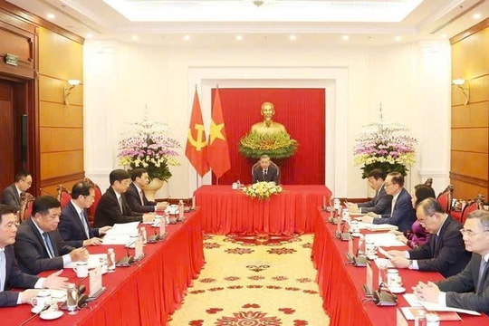 Tổng Bí thư, Chủ tịch nước Tô Lâm điện đàm cấp cao với Tổng thống Hàn Quốc Yoon Suk Yeol