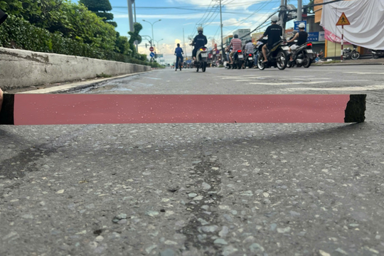 Cần Thơ: Đường xuống cấp, người dân nơm nớp lo sợ