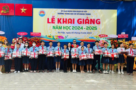 "Tiếp sức" đến trường cho học sinh đầu năm học mới
