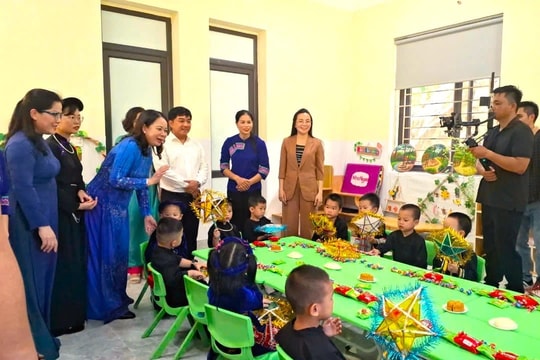 Cao Bằng: Rộn ràng mùa khai trường