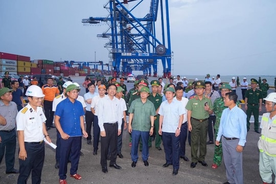 Phó Thủ tướng Trần Hồng Hà: Không để bị động, bất ngờ trước diễn biến của siêu bão