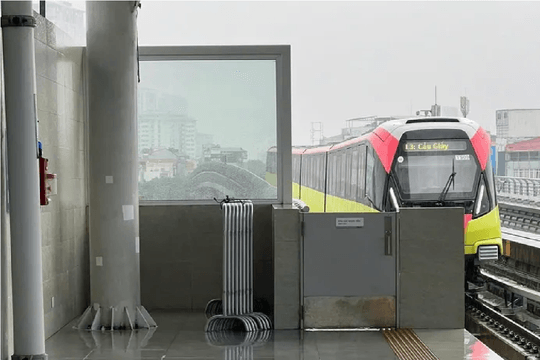 Hà Nội tạm dừng hoạt động 2 tuyến tàu điện và xe buýt tránh bão số 3