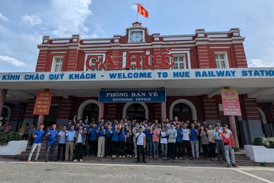 60 tình nguyện viên của Huế đi Hải Phòng hỗ trợ khắc phục hậu quả bão số 3
