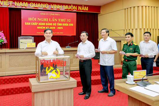 Ông Bùi Huy Vĩnh được bầu làm Phó Bí thư Tỉnh ủy Vĩnh Phúc