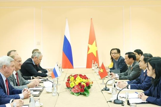 Chủ tịch Quốc hội Trần Thanh Mẫn tiếp lãnh đạo một số chính đảng lớn của Liên bang Nga