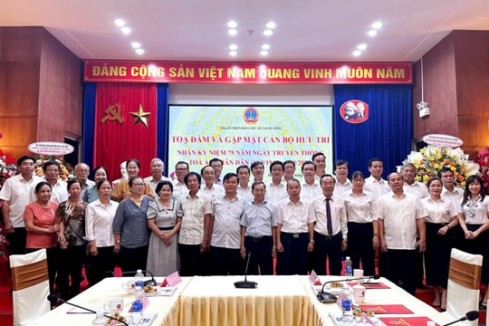 TAND cấp cao tại Đà Nẵng gặp mặt nguyên lãnh đạo, cán bộ hưu trí qua các thời kỳ