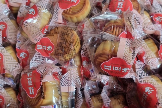 Gia Lai: Phát hiện gần 10.000 bánh trung thu không rõ nguồn gốc