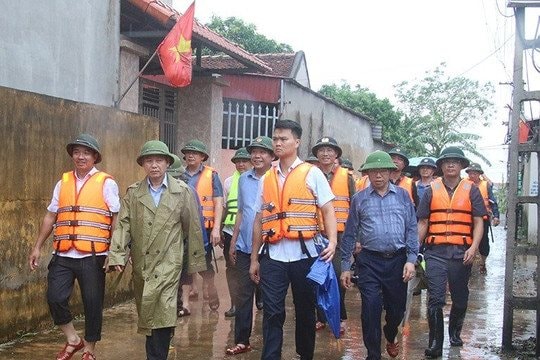 Bí thư Trung ương Đảng, Chánh án TANDTC Lê Minh Trí kiểm tra công tác khắc phục hậu quả bão lũ tại Lạng Sơn và Bắc Giang