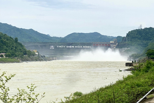 Thủy điện Hòa Bình vận hành ổn định, an toàn sau cơn bão số 3