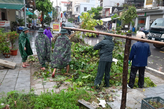Thắm đượm tình quân - dân Quảng Ninh