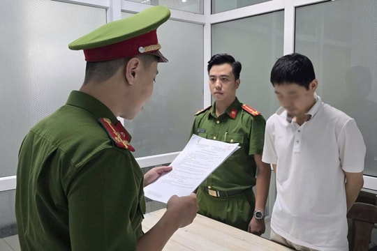 Giám đốc “rút ruột” hàng tỷ đồng của công ty