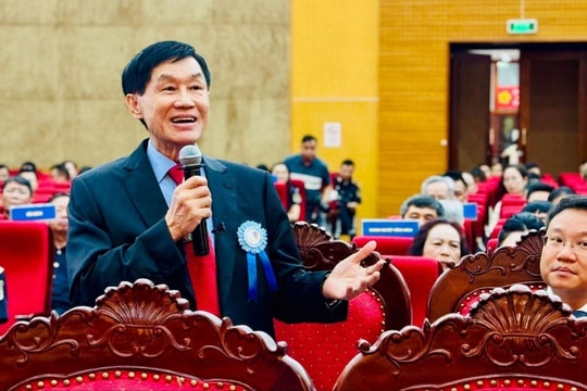 Ông Johnathan Hạnh Nguyễn được vinh danh tại Diễn đàn Hải quan - Doanh nghiệp năm 2024