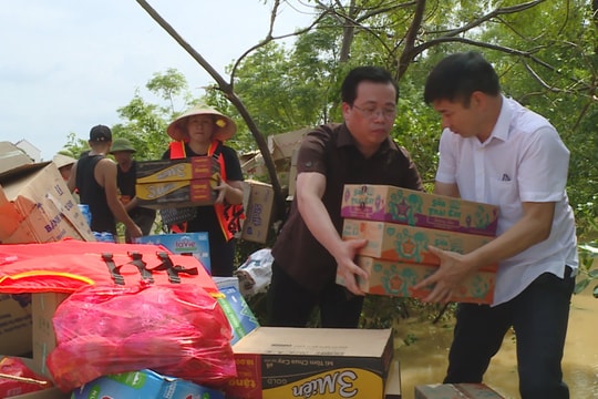 Báo Công lý hướng về đồng bào vùng bão lũ