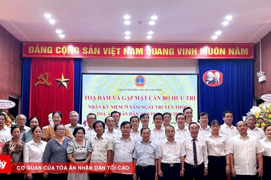 TAND cấp cao tại Đà Nẵng gặp mặt nguyên lãnh đạo, cán bộ hưu trí qua các thời kỳ