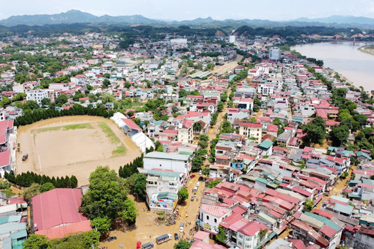 Yên Bái: Người dân Hồng Hà (thành phố Yên Bái) Nỗ lực dọn dẹp, khắc phục sau lũ.