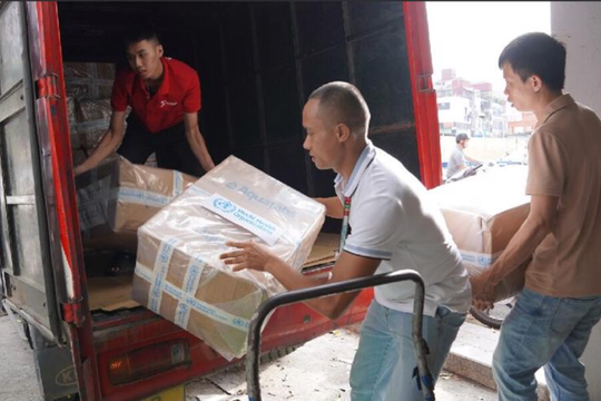 WHO hỗ trợ một triệu viên khử trùng nước cho người dân vùng lũ