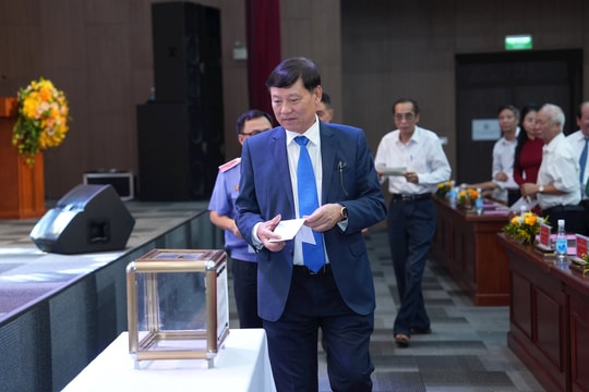 TAND TP. Hà Nội gặp mặt kỷ niệm Ngày Truyền thống TAND và quyên góp hỗ trợ đồng bào lũ lụt