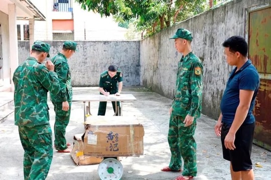 Thu giữ gần 7.000 chiếc bánh Trung thu không rõ nguồn gốc