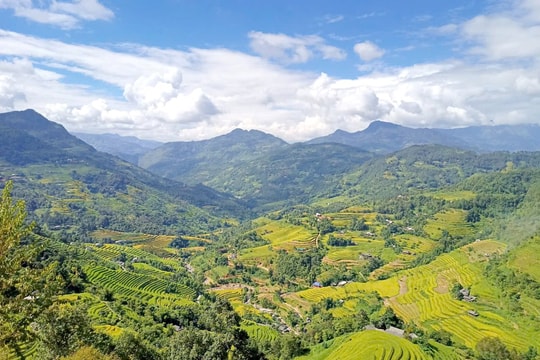 Tạm dừng Tuần Văn hóa du lịch “Qua miền di sản ruộng bậc thang Hoàng Su Phì”
