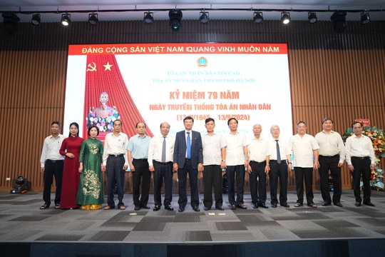 TAND TP. Hà Nội gặp mặt kỷ niệm Ngày Truyền thống TAND và quyên góp hỗ trợ đồng bào lũ lụt