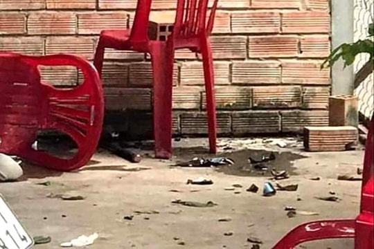 Hỗn chiến từ việc to tiếng khi mời bia