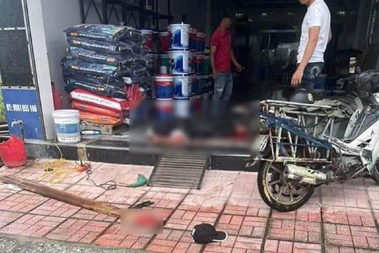 Mâu thuẫn, chồng dùng dao đâm vợ tử vong