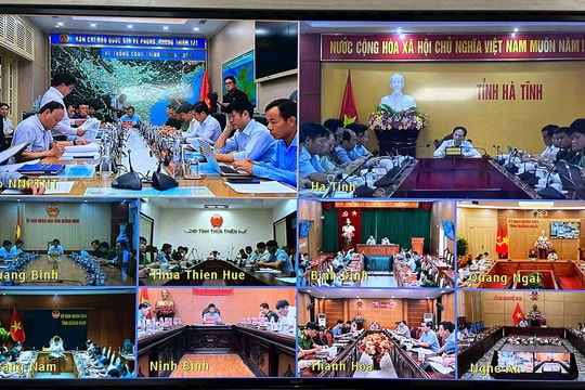 Họp khẩn ứng phó áp thấp nhiệt đới có thể mạnh lên thành bão