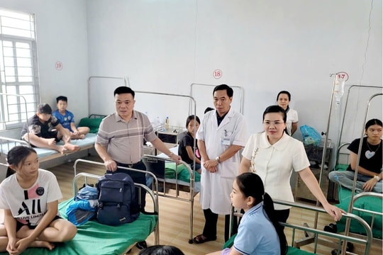 Nhiều học sinh ở huyện Xín Mần (Hà Giang) nghi bị ngộ độc thực phẩm: Nhà trường nói gì?
