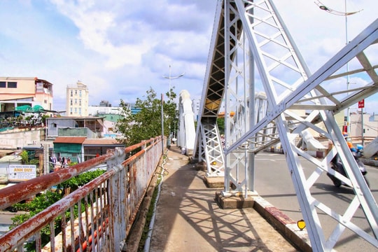 TP.HCM sẽ kiểm tra 'sức khoẻ' những cây cầu cao tuổi