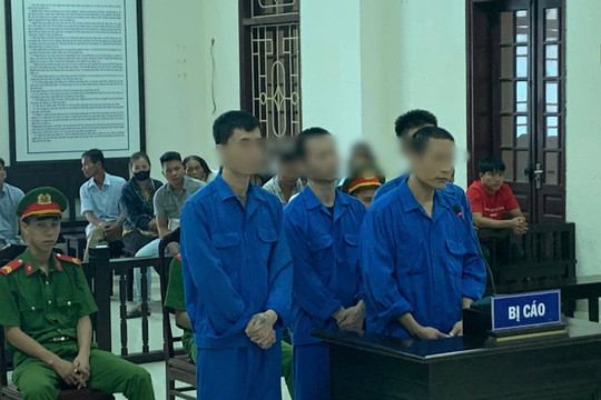 Xét xử vụ án mua bán, vận chuyển gần 3kg ma túy