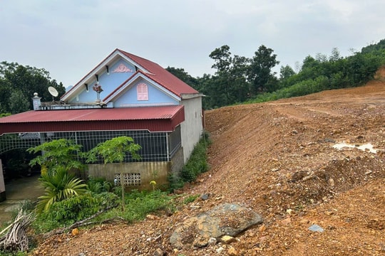 Thanh Hóa: Mất ăn mất ngủ vì nguy cơ sạt lở