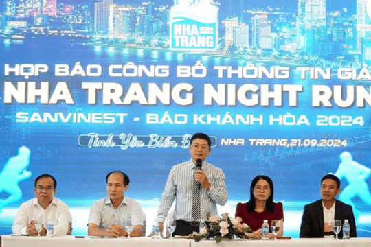 Giải chạy đêm gây quỹ mổ mắt cho người nghèo