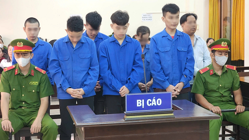 Ngăn bạn nghiện la hét vì phê ma túy dẫn đến chết người