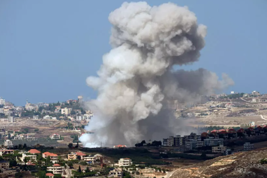 Israel tiến hành các cuộc tấn công "quy mô lớn" vào Lebanon