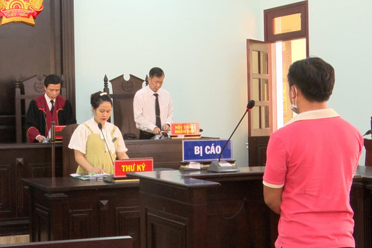 Bi kịch cha con dùng dao giải quyết bất đồng chuyện…cưới hỏi