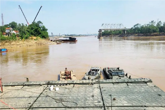 Đề xuất gần 900 tỉ đồng xây cầu Phong Châu mới