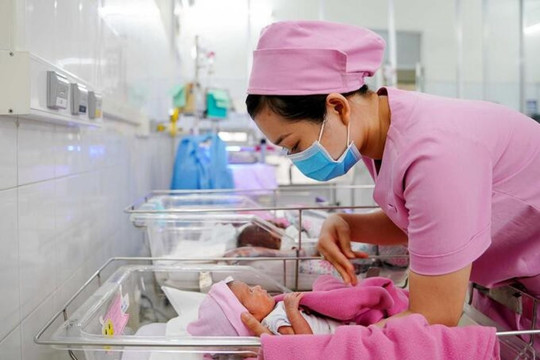 Dự thảo Luật Dân số: Xử phạt sinh con thứ 3 không còn phù hợp